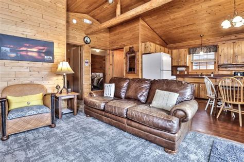 eagle river airbnb